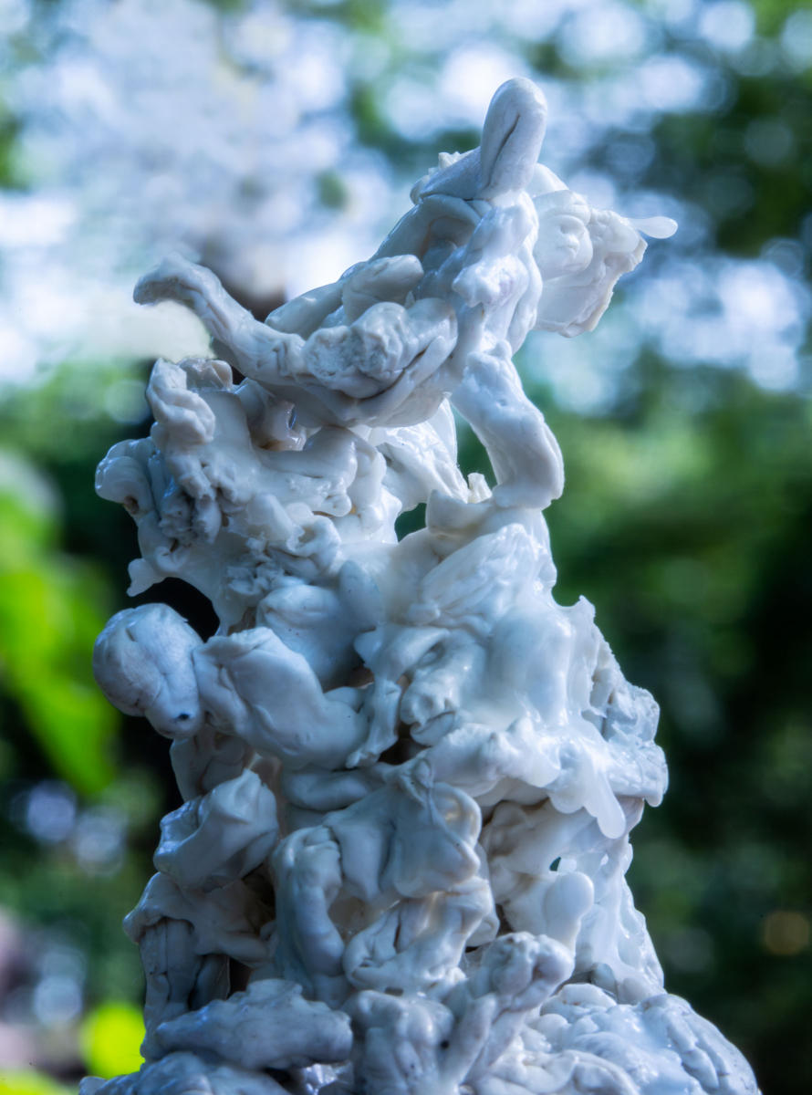 25% Reduced Sugar Monument to  Useless Thoughts #4
photograph
chewed gum
30" x 40"
2023 : CHEW ON THIS : Salem Krieger